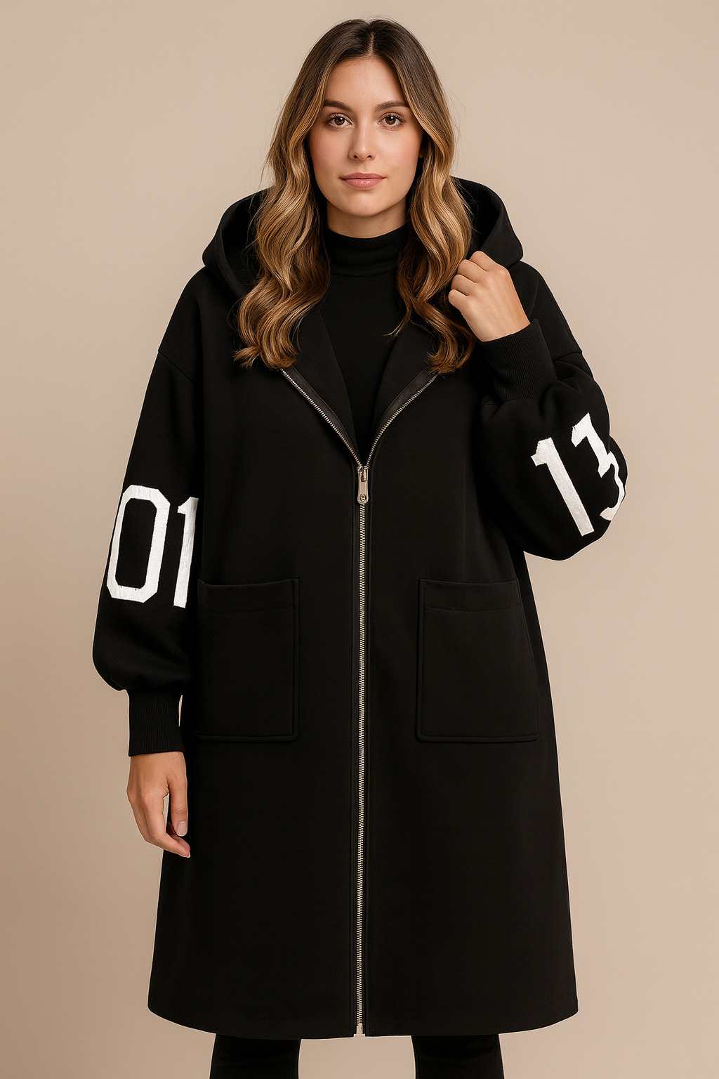 SELENE | MANTEAU LONG TRICOTÉ AVEC CAPUCHE