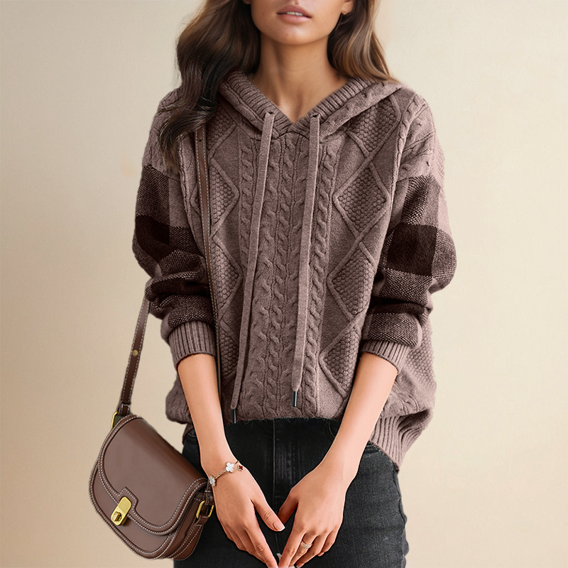 Emily | Pull à Capuche en Tricot Câble